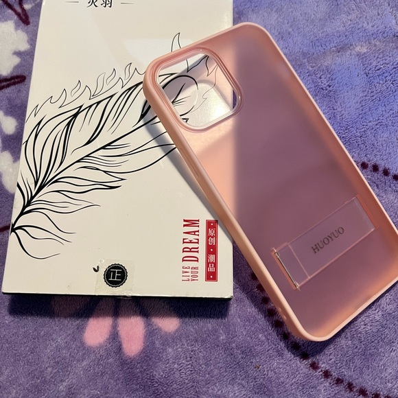 12/13 pro max case - Picture 2 of 2